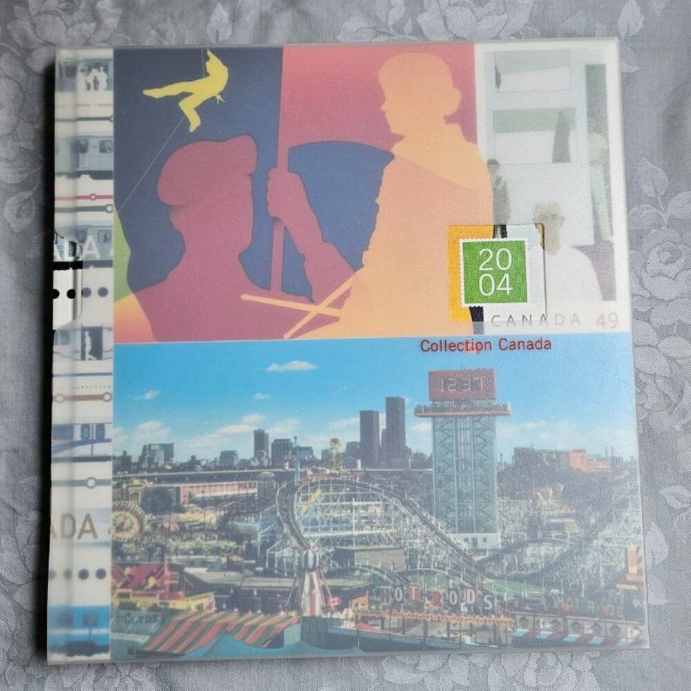 2004 - The Collection of Canada's Stamps Book - Without‎ Stamps